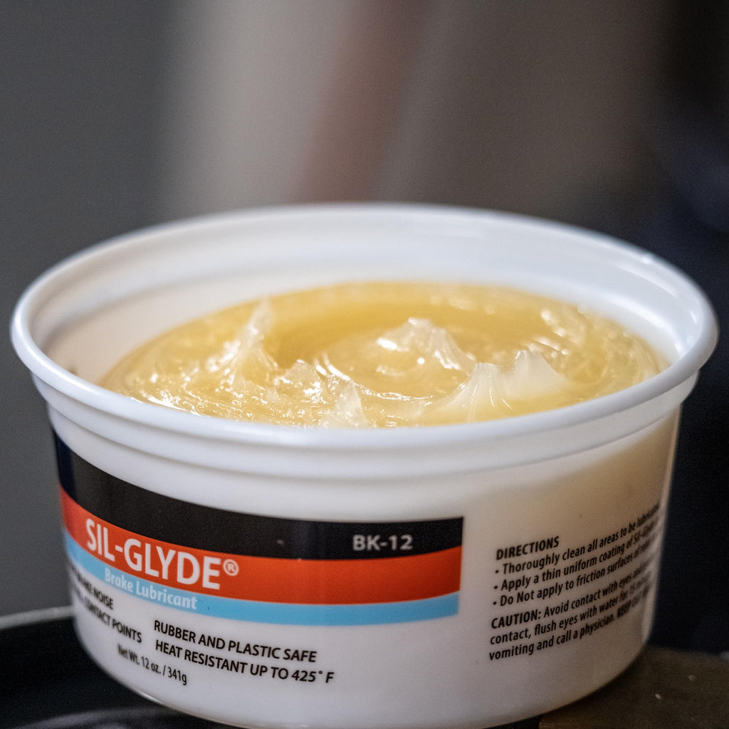 AGS SIL-Glyde 4 oz Tube Silicone Based Brake Assembly Lubricant for Eliminating Disc Brake Squeal - Moisture Proof, Heat Resistant, Rust and Corrosion Protector
